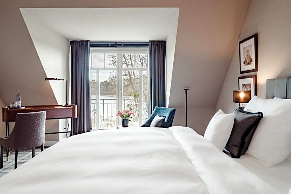 THERESET Schloss Groß Plasten