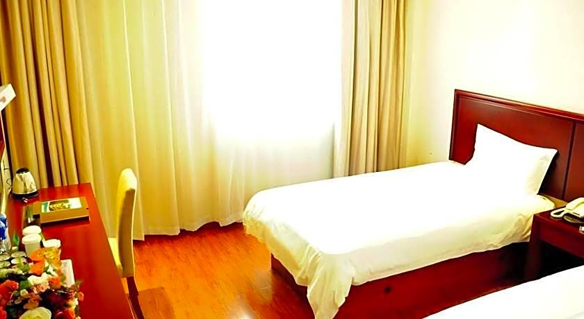 GreenTree Inn Chuzhou Dingyuan County People's Square General Hospital Business Hotel