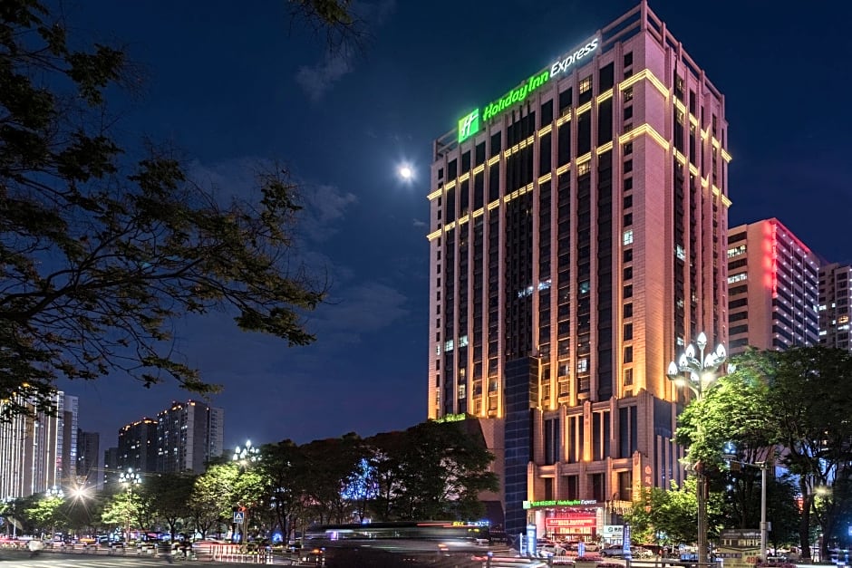 Holiday Inn Express Baoji City Centre By IHG