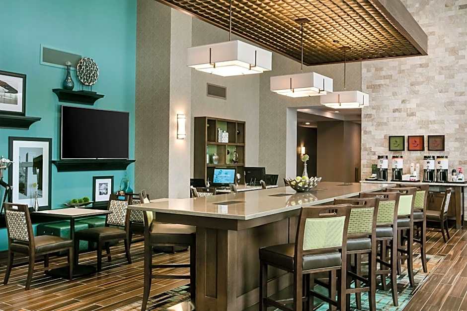 Hampton Inn By Hilton & Suites Mason City