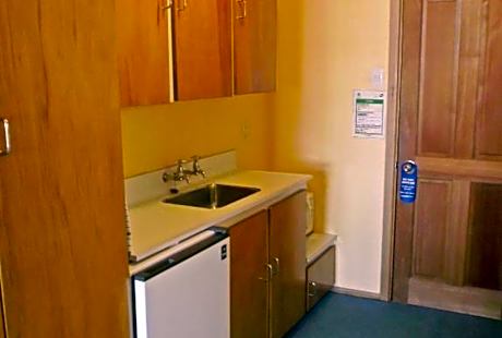 Standard Room for 4 People