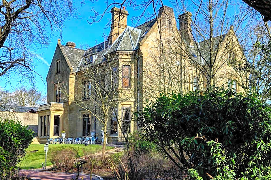 Oaks Hotel and Leisure Club