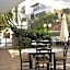 Oasis Hotel