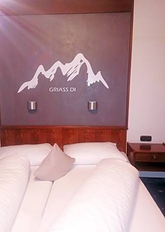 Classic Double Room with Balcony