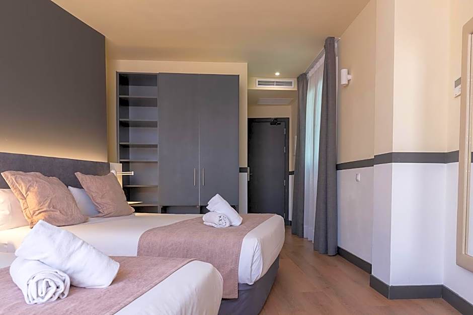 May Ramblas Hotel