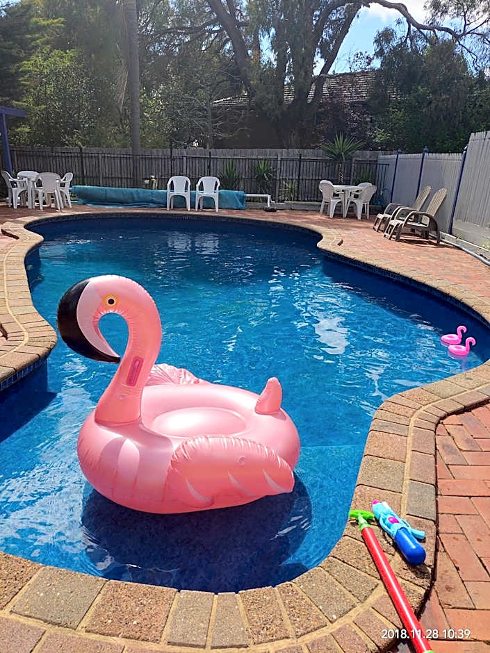 Coachman Motel and Holiday Units