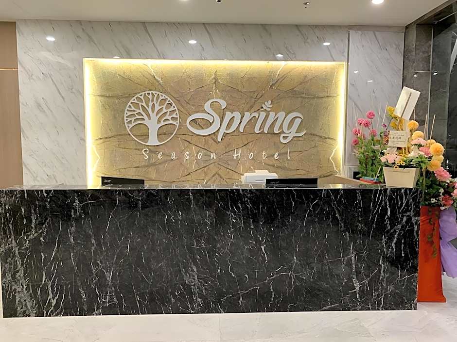 Spring Season Hotel