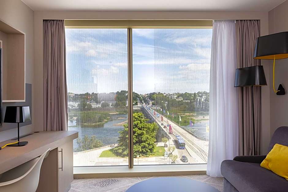 Hilton Garden Inn Tours Centre