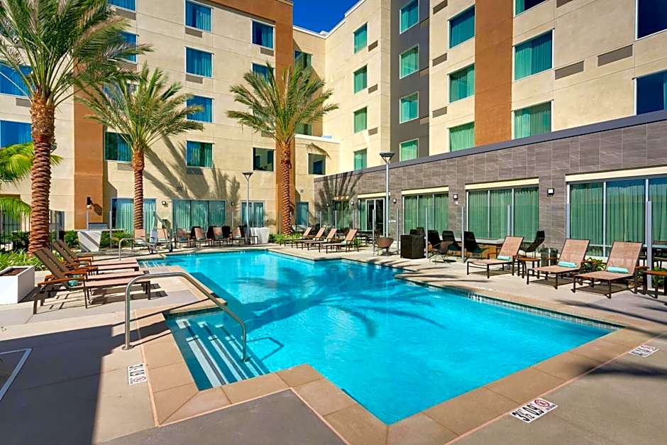 Courtyard by Marriott Los Angeles LAX/Hawthorne