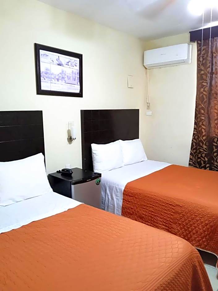 Hotel Maria Elena