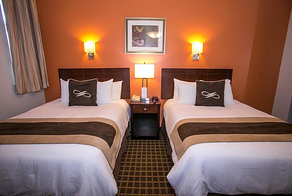 Pointe Plaza Hotel