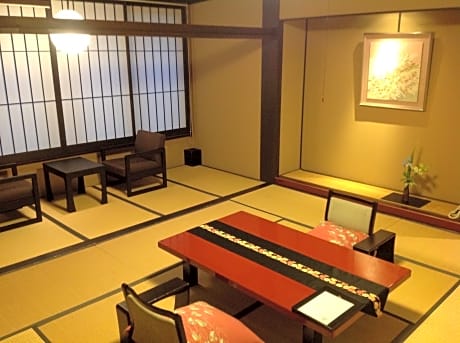 Japanese-Style Room