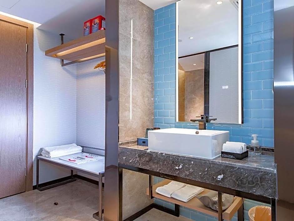 Echarm Hotel Wuhan Keting Polar Ocean World