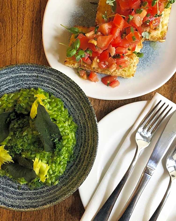 The Plume of Feathers