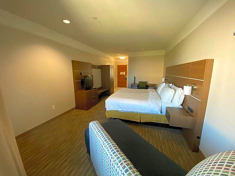 Holiday Inn Express & Suites Galveston West - Seawall