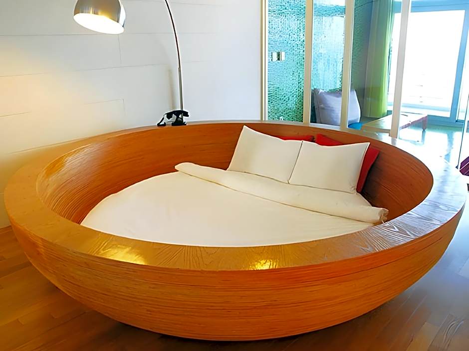 Haslla Art World Museum Hotel