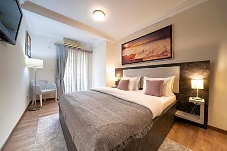 STANDARD DOUBLE/TWIN ROOM "BLOK B" BY MOMENTUM