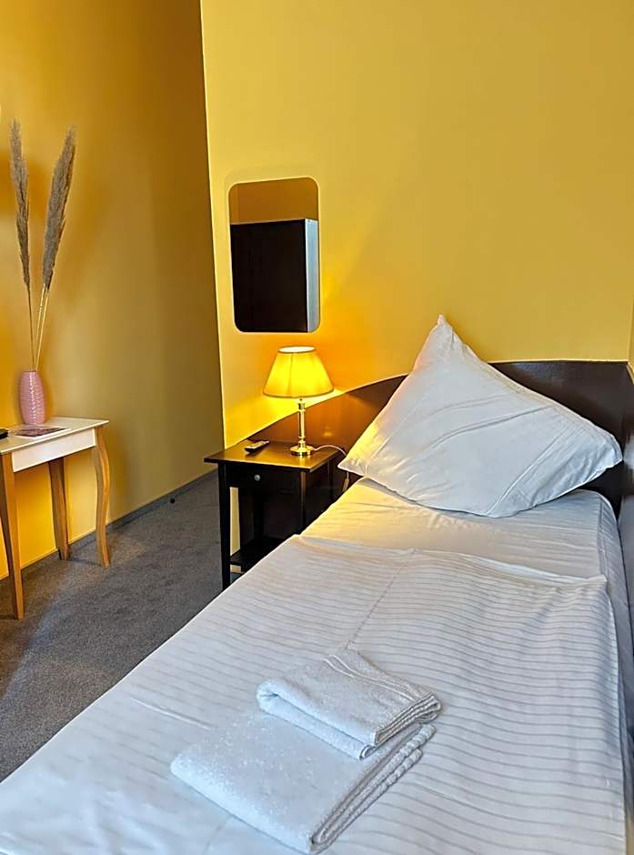 Hotel Adam