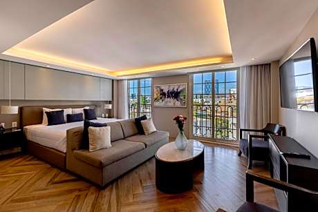 Isaaya Hotel Boutique by WTC