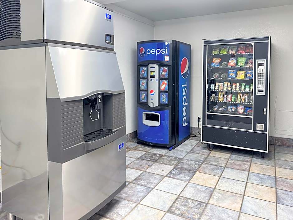 Motel 6-Enfield, CT - Hartford