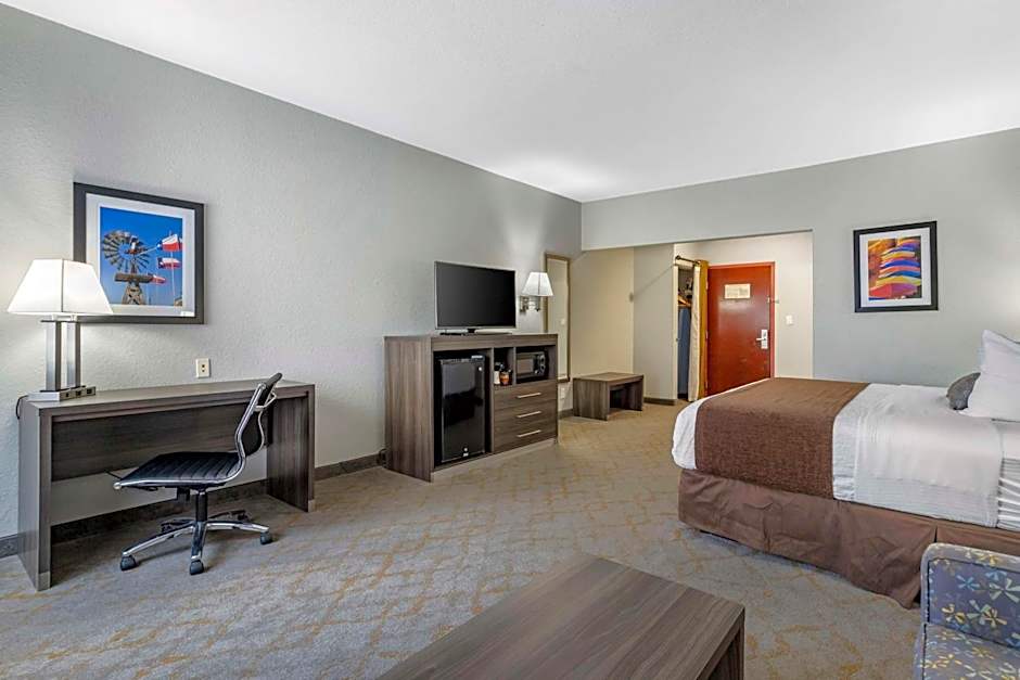 Best Western Plus Victoria Inn & Suites