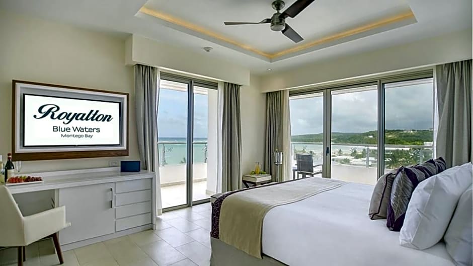 Royalton Blue Waters Autograph All-Inclusive Resor