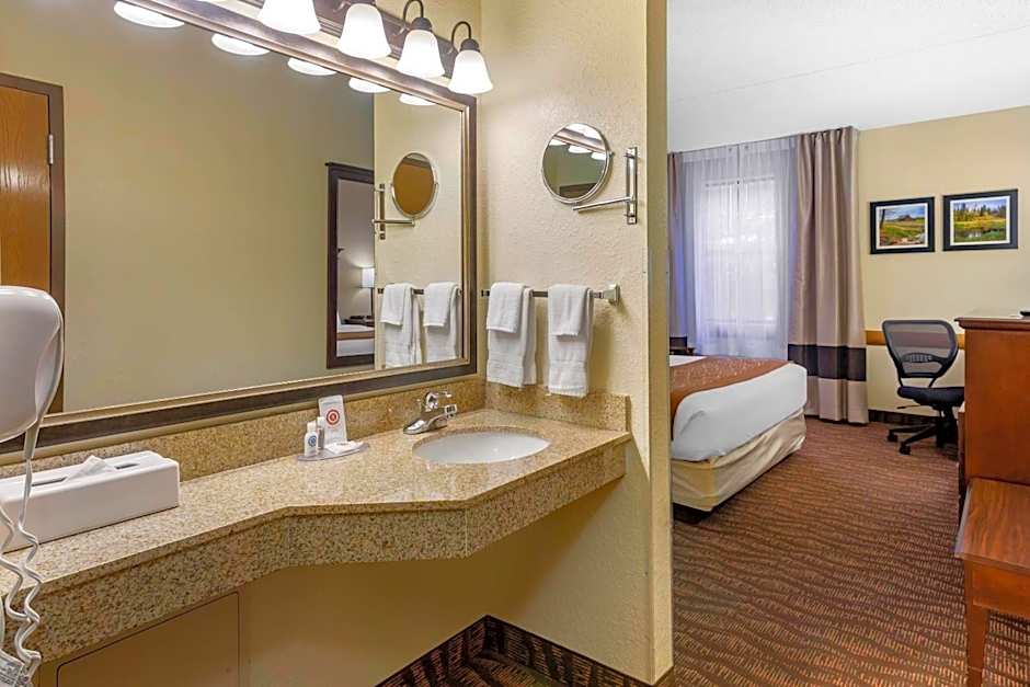 Comfort Inn & Suites Branson Meadows