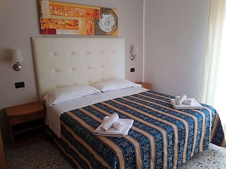 Hotel Bridge