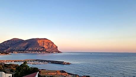 Villa Maurino by DomuSicily