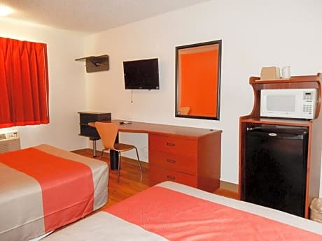 Double Room with Two Double Beds - Non-Smoking