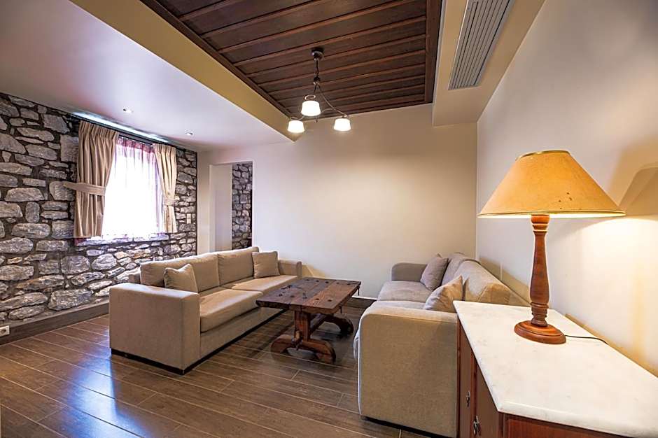 Itilo Traditional Hotel