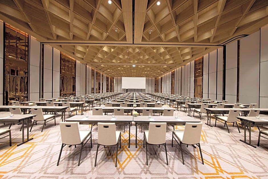 Hyatt Regency Bangkok Sukhumvit