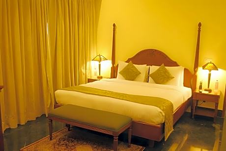 Deluxe Partial Sea View Room