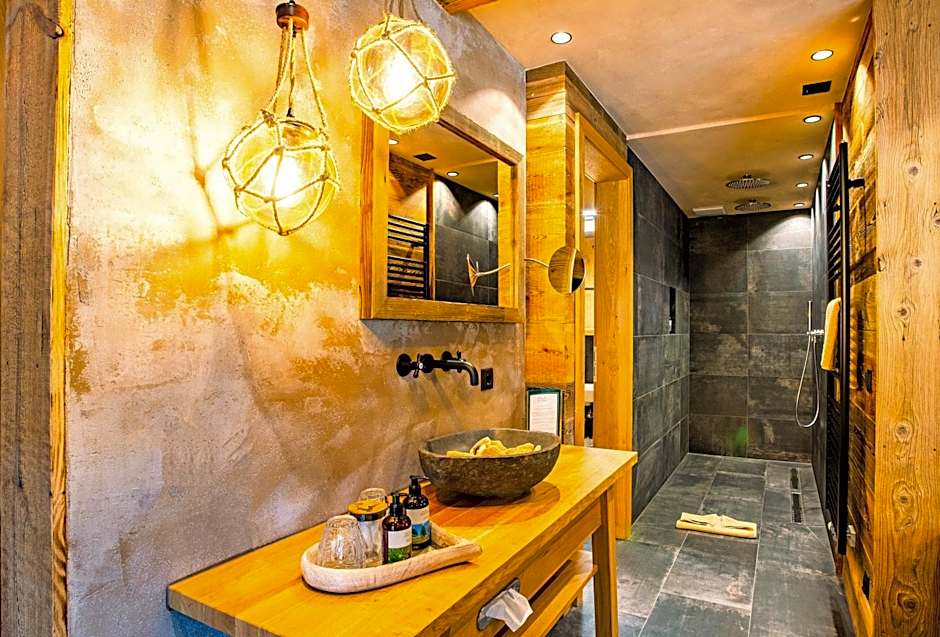 Mons Silva Private Luxury Chalets