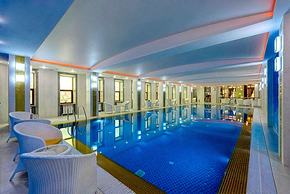 Kazzhol Hotel Astana