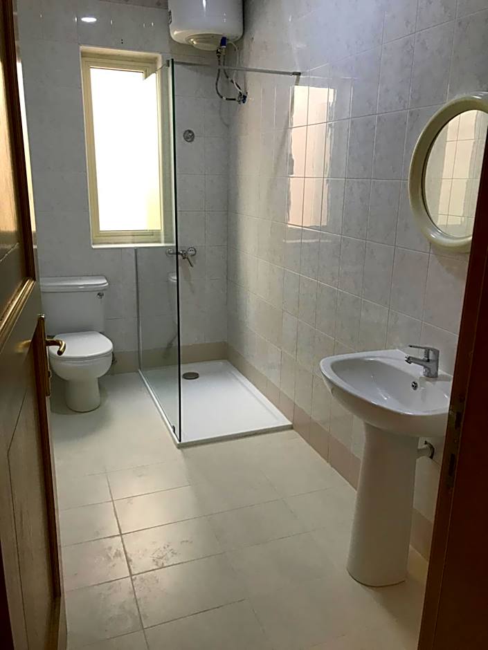 Photo 1 of 6 of 1 Bedroom Apartment