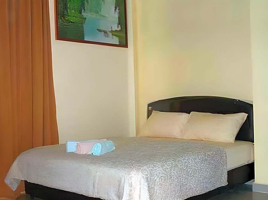 Casavilla Travellers Lodge