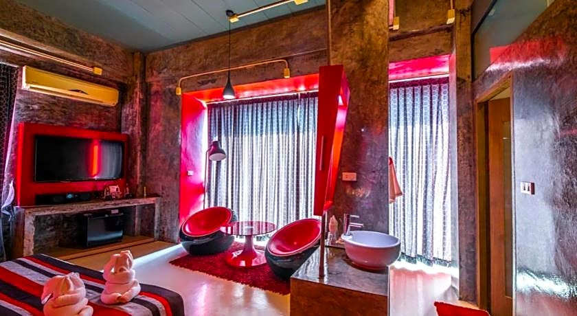 The B Ranong Trend Hotel