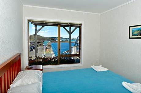 Two-Bedroom Apartment with Sea View