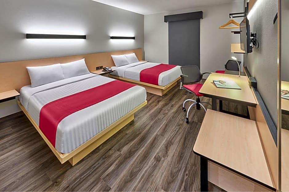 City Express Plus by Marriott Puerto Vallarta