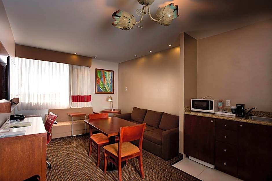 Four Points By Sheraton Queretaro Norte