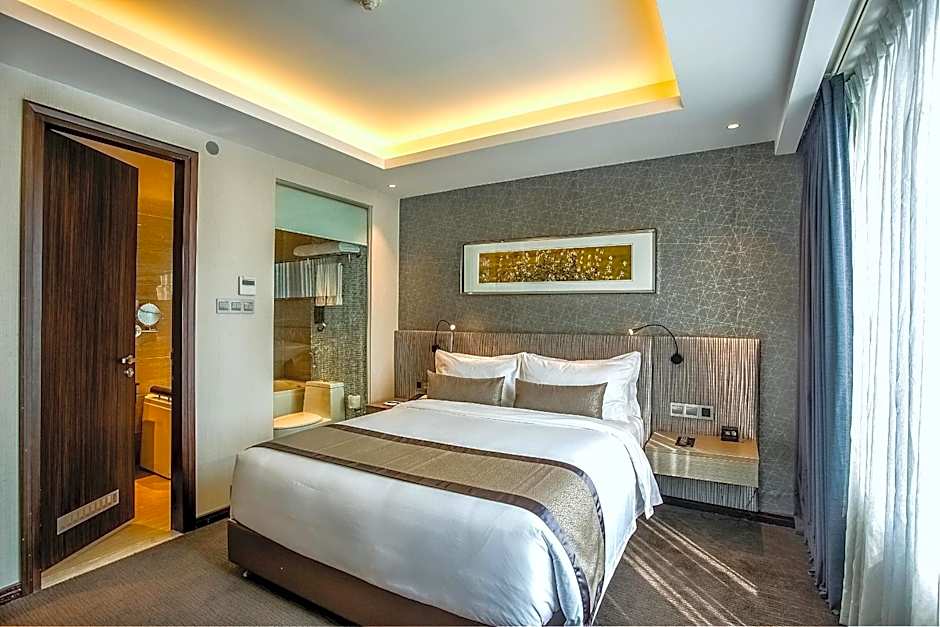 Photo 1 of 7 of Family Suite