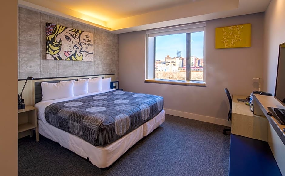 Leon Hotel