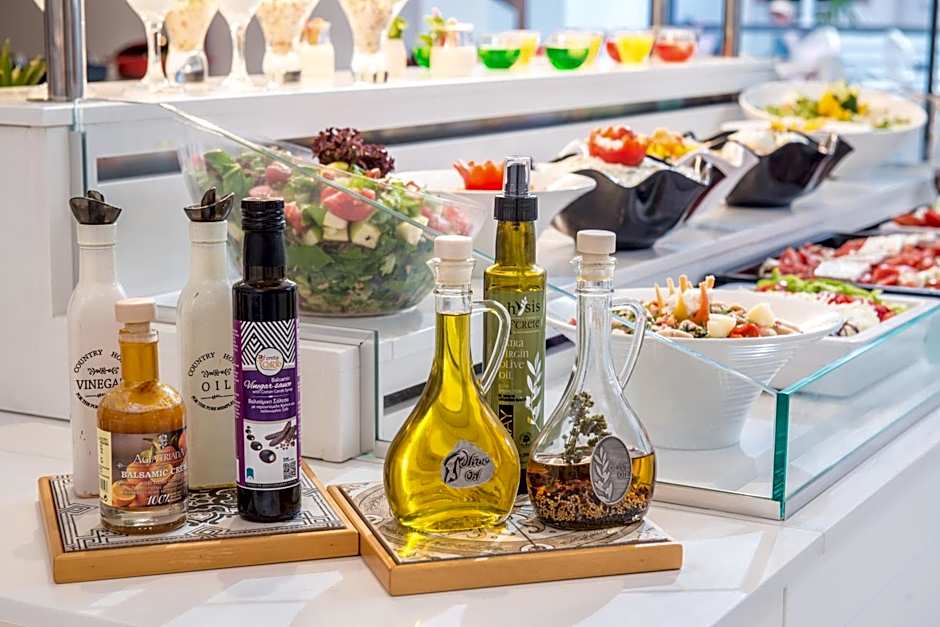 Mari Kristin Beach Hotel