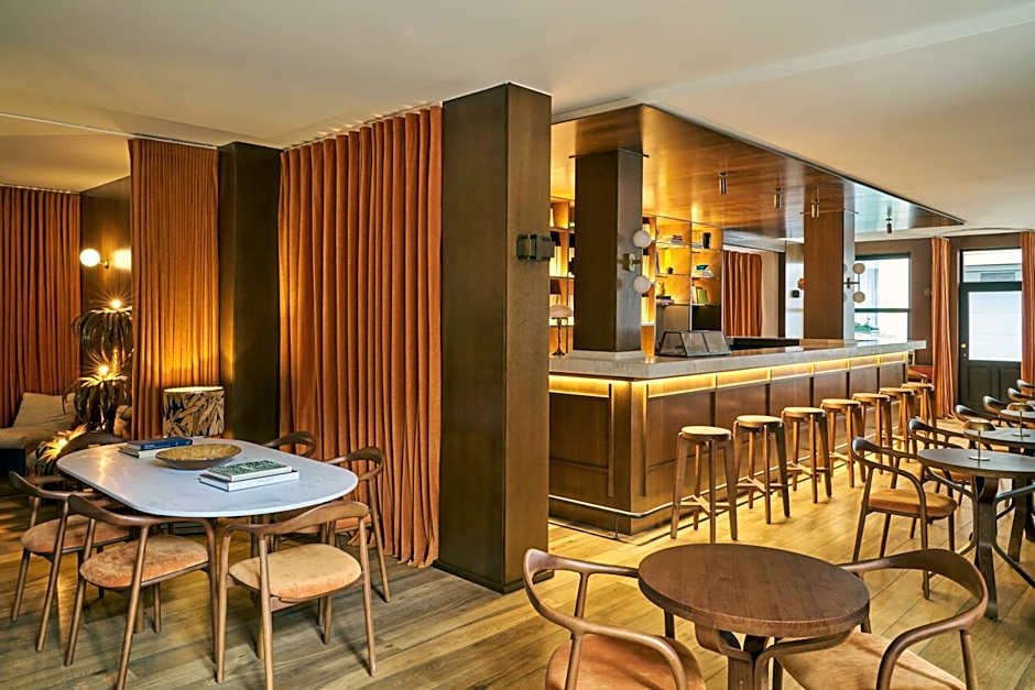 Latroupe Hotel Jardin Secret