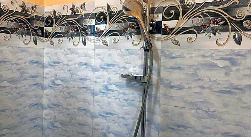 Lahiru Airport Villa