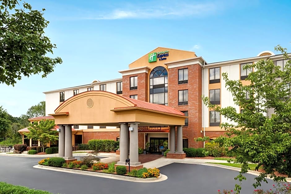 Holiday Inn Express Hotel & Suites Lavonia