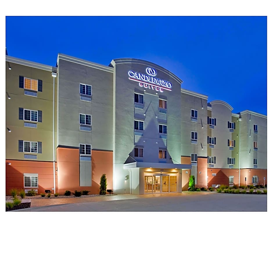Candlewood Suites KANSAS CITY AIRPORT