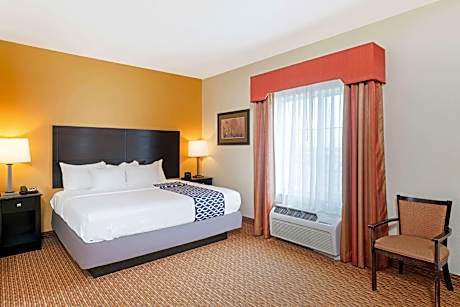 1 King Bed, Hearing Impaired Accessible 2-Room Sleeper Suite, Non-Smoking