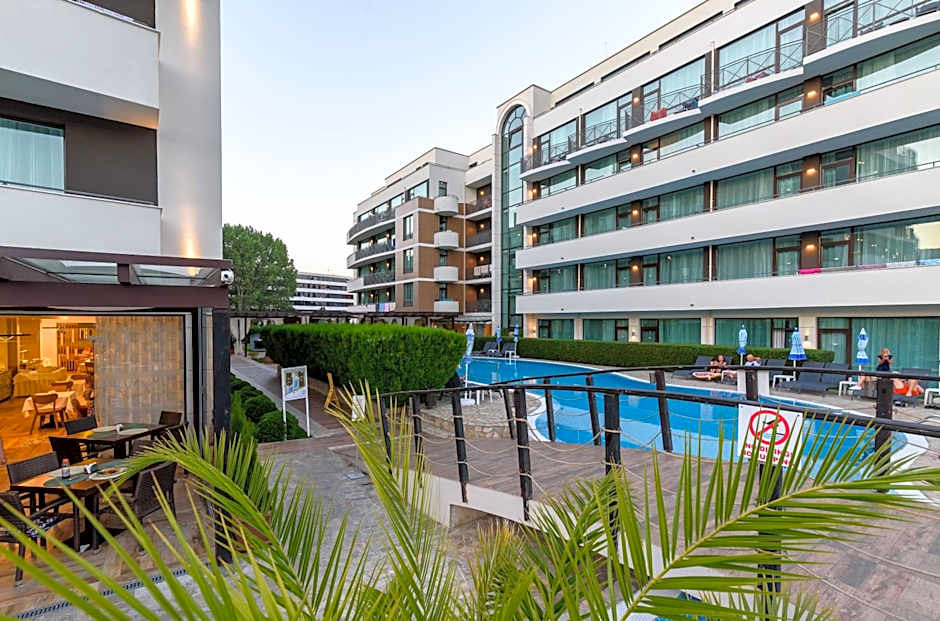 Lion Sunny Beach Hotel
